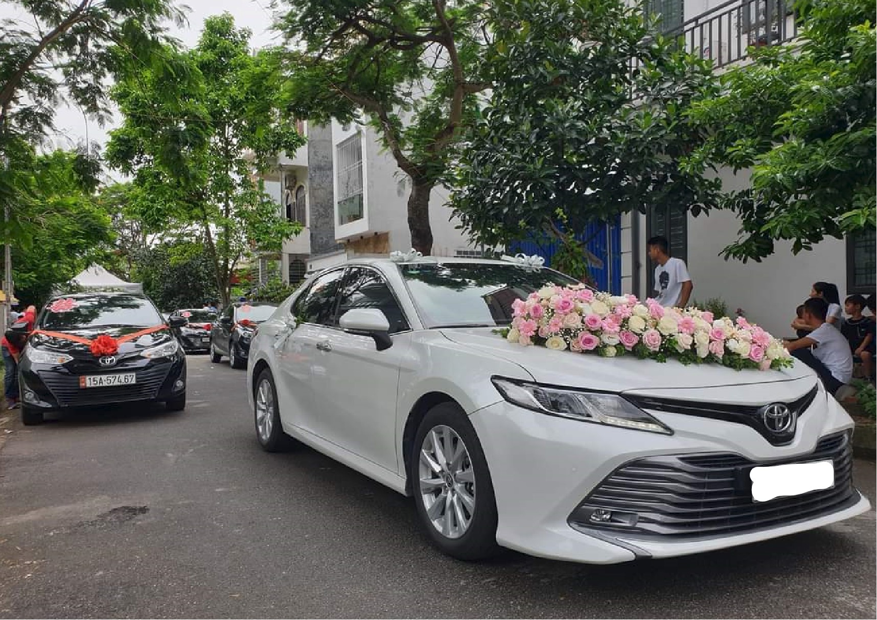 Cho thuê xe cưới Camry tại Huyện Cần Giờ - Thế Giới Vận Tải 1 Xe cưới Camry giá tốt